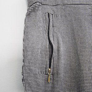 Skinny Black and White Pants